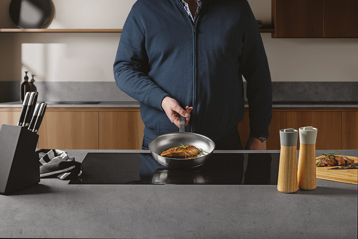 BergHOFF 24cm Frying Pan - Graphite Series with Stainless Steel Capsule Base & Elegant Finish