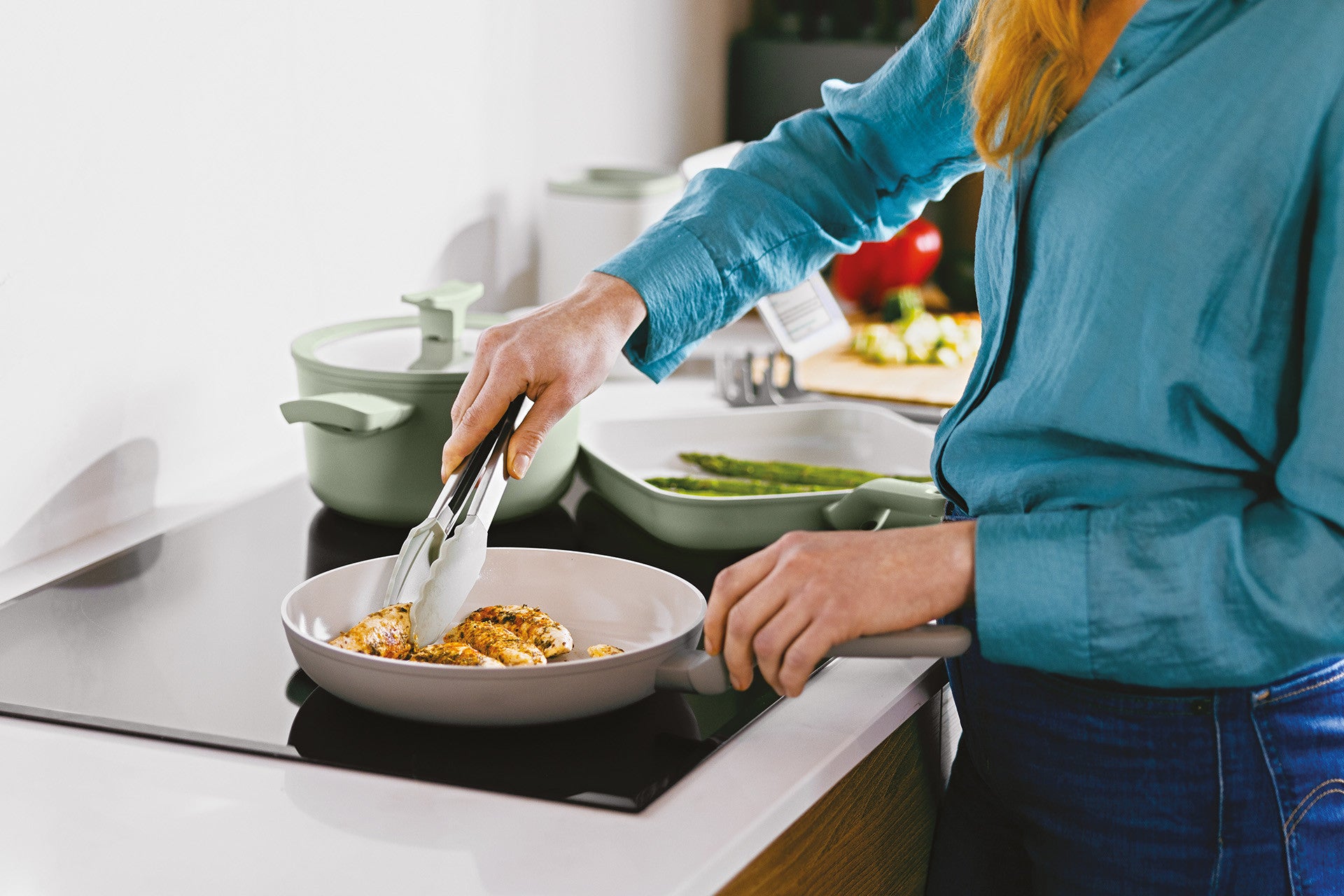 BergHOFF Serving Tongs - Balance Series 27cm with Silicone Tips and Lockable Handle for Storage